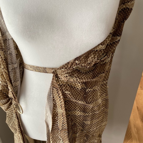 Genuine Roberto Cavalli Mini, Animal Print Wrap Dress - Picture 9 of 16